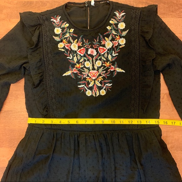 Zara embroider floral dress - Picture 7 of 8
